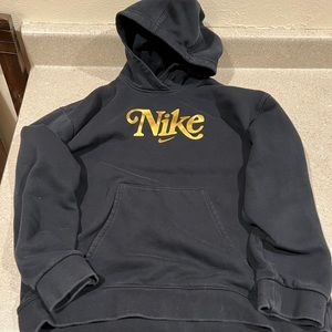 Nike sweatshirt for teen girl. Size xl